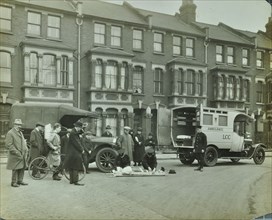 Road accident, Calabria road, Islington, London, 1925. Artist: Unknown.