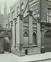 Old Watch House, Upper Thames Street, London, April 1922. Artist: Unknown.