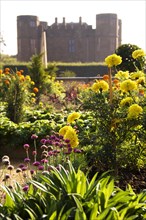 Elizabethan garden, Kenilworth Castle, Warwickshire, 2008