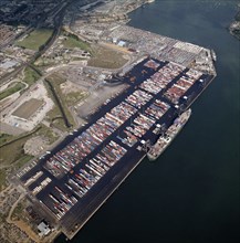Container Terminal, Western Avenue, Southampton, Hampshire, 1987
