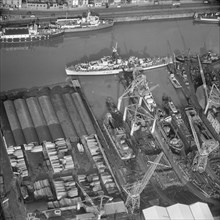 HMS 'Loch Dunvegan' moored at the Albion Dockyard, Bristol, 1955