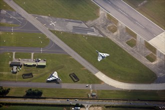Last flying Vulcan bomber taking off from RAF Waddington, Lincolnshire, 2009