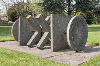 Declaration', sculpture by Philip King, Beaumanor Hall, Woodhouse, Leicestershire, 2015