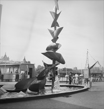 Water Mobile', sculpture by Richard Huws, Festival of Britain, South Bank, Lambeth, London, 1951