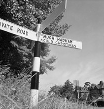 Road sign, Cambridge Road, Thundridge, Hertfordshire, 1952