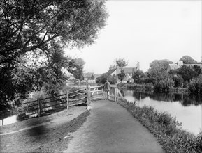 Towpath of the Kennet and Avon Canal, Greenham, near Newbury, Berkshire, 1890