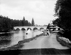 Maidenhead Bridge, Berkshire, 1885