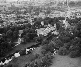 Warwick Castle, Warwickshire, 1920