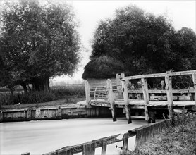 Old weir on the River Thames, Hurley, Berkshire, c1860-c1922