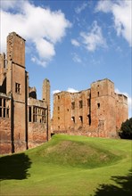Leicester's Building and the keep, Kenilworth Castle, Warwickshire, 2009