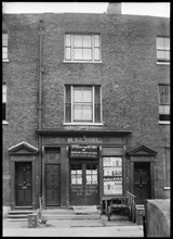 214 Cable Street, Tower Hamlets, London, 1944