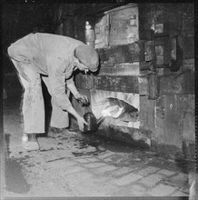 Pottery worker, Stoke-on-Trent, Staffordshire, 1965-1968