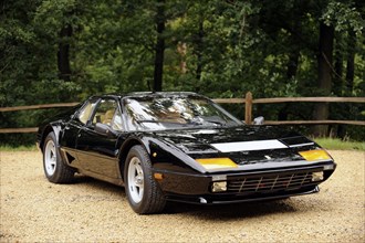 Ferrari 512i Berlinetta Boxer 1981. Artist: Simon Clay.