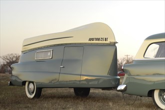 Ford Ranch wagon with kom pack trailer 1952. Artist: Simon Clay.