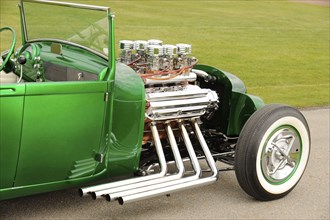 Ford Roadster Custom 1929. Artist: Simon Clay.