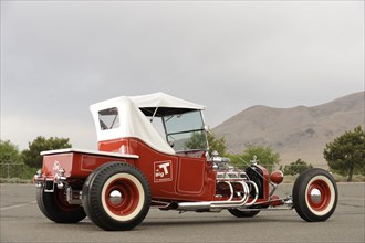 Ford the big t show Custom rod 1923. Artist: Simon Clay.