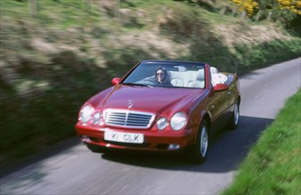 1999 Mercedes Benz CLK 320 cabriolet. Artist: Unknown.