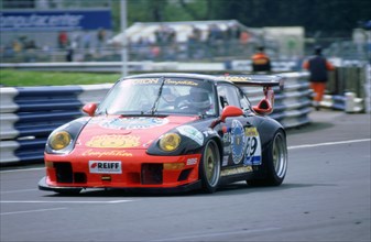 1999 Porsche 911 GT2 FIA GT Silverstone 500. Artist: Unknown.