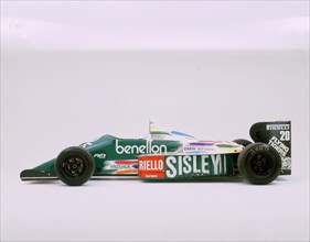 1986 Benetton BMW B186. Artist: Unknown.