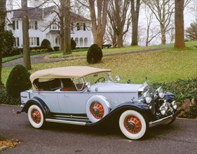 1931 Cadillac Fleetwood 370A V12. Artist: Unknown.