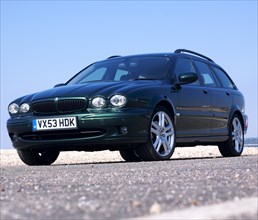 2003 Jaguar X Type Sport Estate. Artist: Unknown.