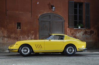 1966 Ferrari 275 GTB4 Artist: Unknown.