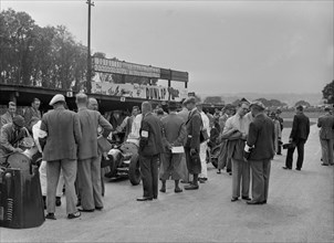 Austin OHC 744 cc, Donington Park Race Meeting, Leicestershire, 1936.   Artist: Bill Brunell.