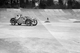 MG C type of HC Hamilton and SV Holbrook at the JCC Double Twelve race, Brooklands, 8/9 May 1931. Artist: Bill Brunell.