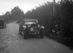 Lagonda taking part in the Bugatti Owners Club car treasure hunt, 25 October 1931. Artist: Bill Brunell.