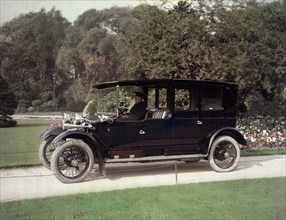 1911 Lanchester 28hp Limousine. Artist: Unknown.