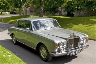 1968 Rolls Royce Silver Shadow Artist: Unknown.