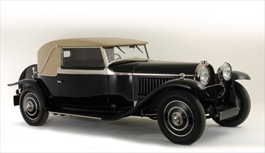 1930 Bugatti Type 46 Faux Artist: Unknown.