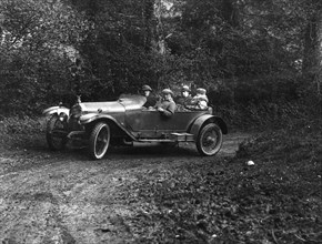 1920 Straker Squire 24-80 hp Artist: Unknown.