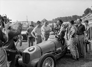 Maserati of JP Wakefield, second in the JCC International Trophy, Brooklands, 1937. Artist: Bill Brunell.