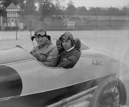 ABC of Eric Gordon England, JCC 200 Mile Race, Brooklands, 1921. Artist: Bill Brunell.