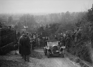 Bentley of FE Elgood competing in the MCC Exeter Trial, Ibberton Hill, Dorset, 1930. Artist: Bill Brunell.