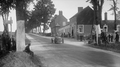 Unidentified car competing at the Boulogne Motor Week, France, 1928. Artist: Bill Brunell.