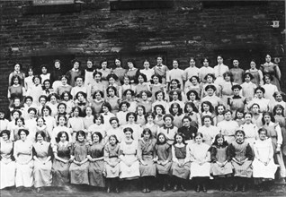 Female workers at Mackintosh?s toffee factory, Halifax, West Yorkshire,1912. Artist: Unknown