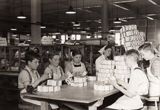 Packing department, Rowntree factory, York, Yorkshire, 1940. Artist: Unknown