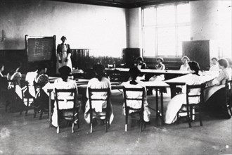 Class in the girl?s day continuation school, Rowntrees, York, Yorkshire, 1910. Artist: Unknown
