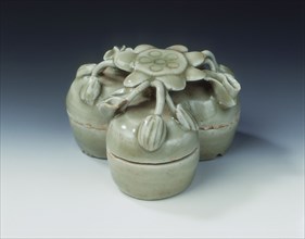 Yue celadon cosmetic box, Five Dynasties-early Northern Song dynasty, China, 10th-11th century. Artist: Unknown