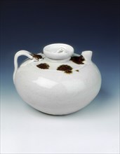 White glazed wine or oil pot with brown splashes, Northern Song dynasty, China, 11th century. Artist: Unknown