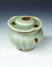 'Tobi seiji' celadon jar and cover, Yuan dynasty, China, 14th century. Artist: Unknown