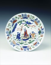 Wucai saucer with immortal and attendants, Wanli period, Ming dynasty, China, 1572-1620. Artist: Unknown