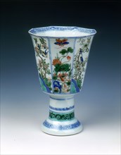 Octagonal famille verte stem cup, Qing dynasty, China, 1683-1700. Artist: Unknown