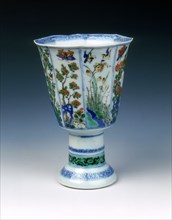 Octagonal famille verte stem cup, Qing dynasty, China, 1683-1700. Artist: Unknown