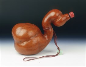 Gourd medicine bottle in the shape of a goose, China, c1795-c1820. Artist: Unknown