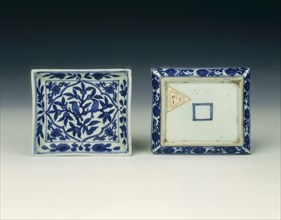 Pair of blue and white rectangular dishes, China, 1572-1620. Artist: Unknown