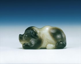 Jade pig in squatting position, Six Dynasties period, China, 220-580. Artist: Unknown