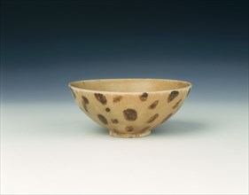Bowl with yellowish-green glaze with brown spots, Song dynasty, China, 960-1279. Artist: Unknown